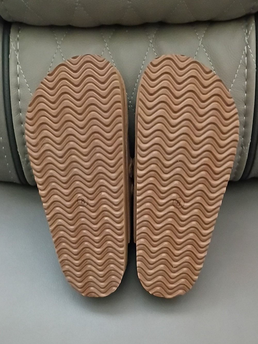 Project Cloud Stephi Clogs - Picture 6 of 7